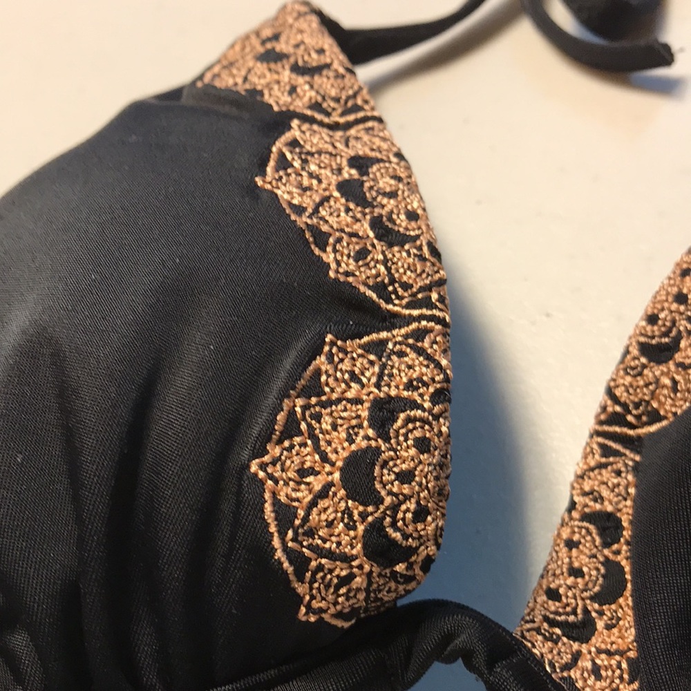 Embroidered Bikini Set - Picture 7 of 12